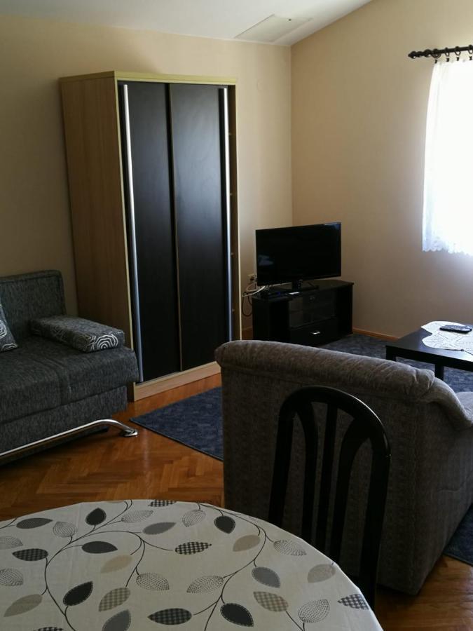 Apartments Ljubica Biograd Na Moru Ngoại thất bức ảnh