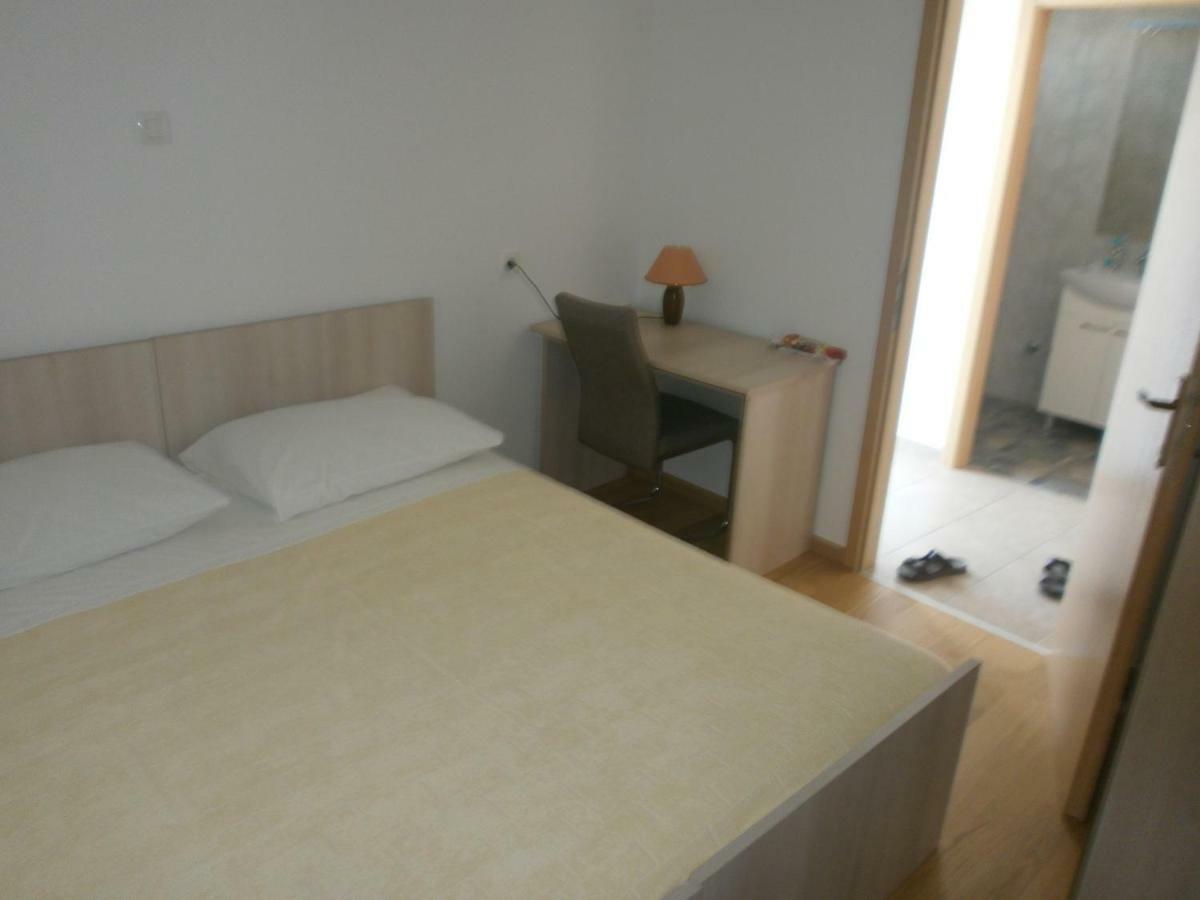 Apartments Ljubica Biograd Na Moru Ngoại thất bức ảnh